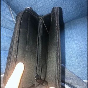 Black Vera Bradley wallet